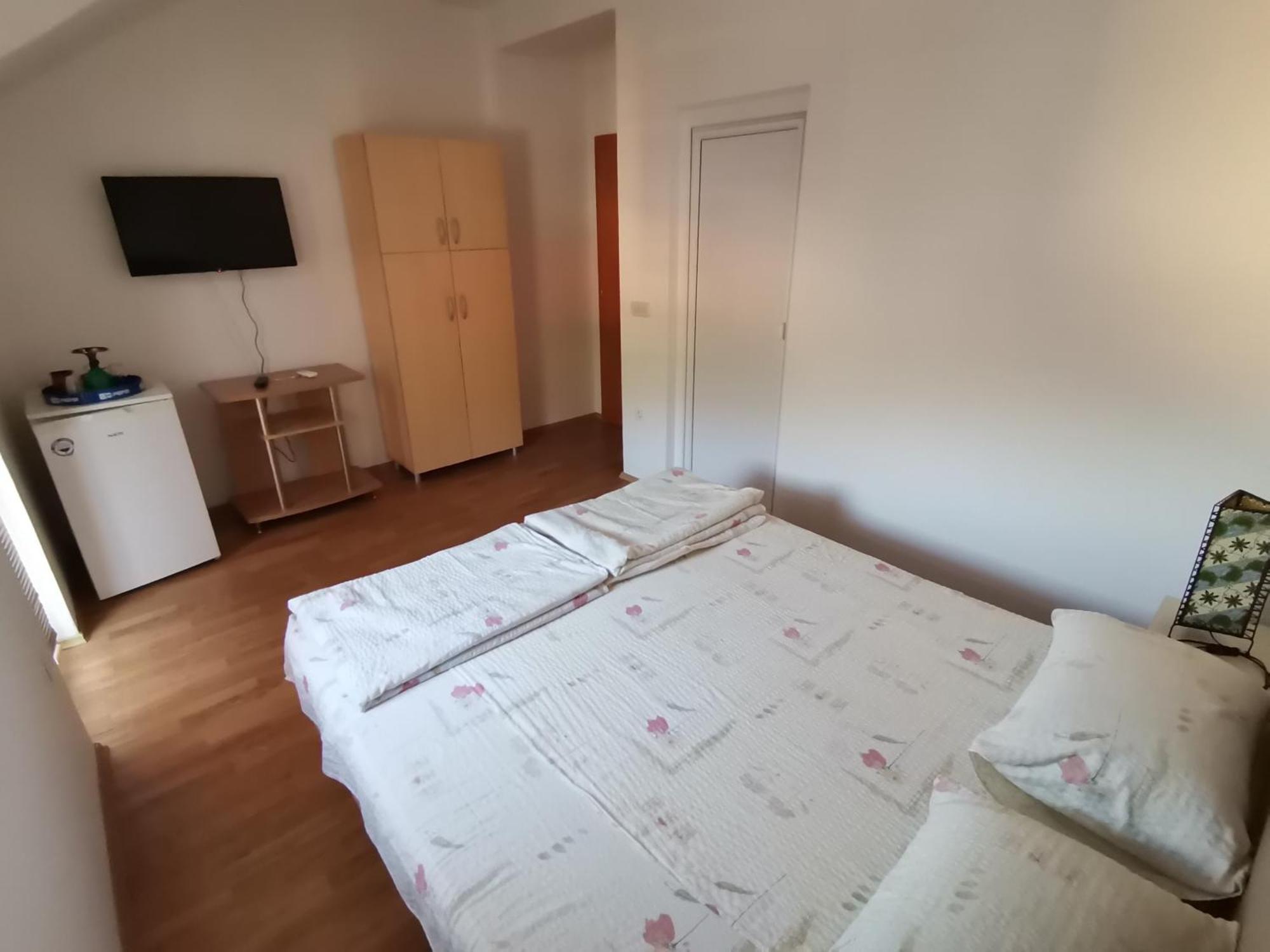 Guesthouse Zimovski Пештані Екстер'єр фото