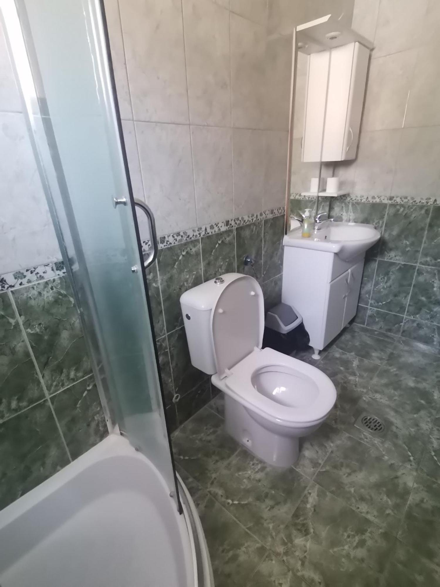 Guesthouse Zimovski Пештані Екстер'єр фото